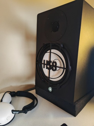 Yamaha hs8 magnetic speaker - yamaha,